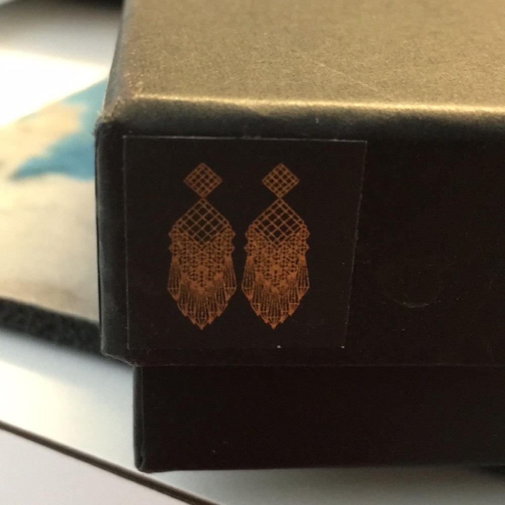 Amazing Balmain chandelier statement earrings! - Picture 6 of 8